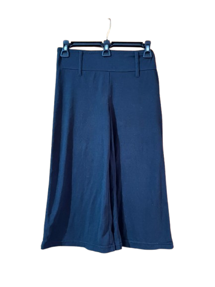 Black Knee Length Pants -M
