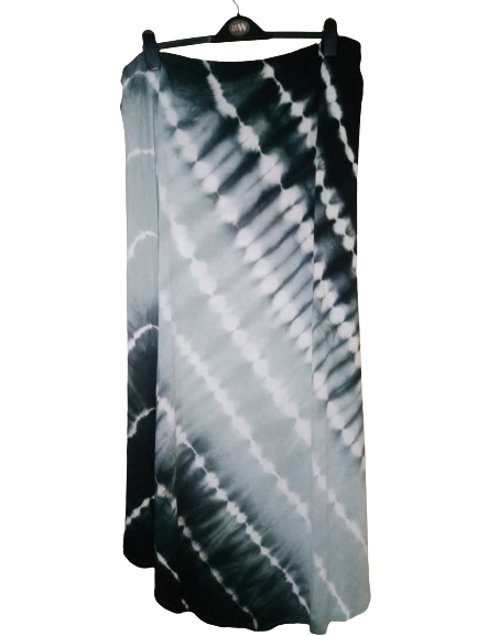 Faded Glory Black & Grey & White Asymmetrical Skirt - 2XL