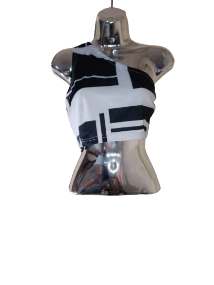 Black &amp; White Cold Shoulder Crop Top - XL