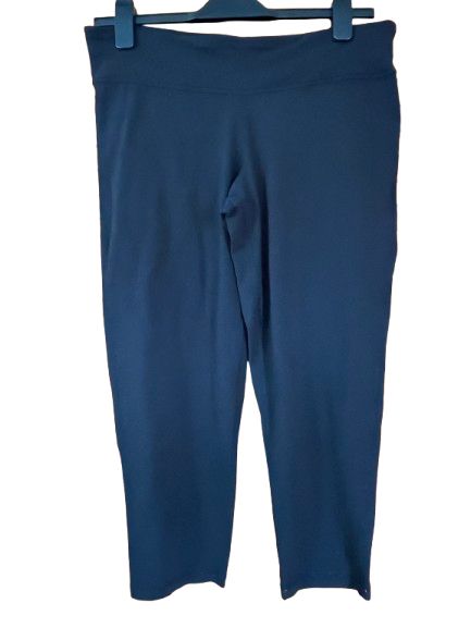 Black 3/4 Leggings-L